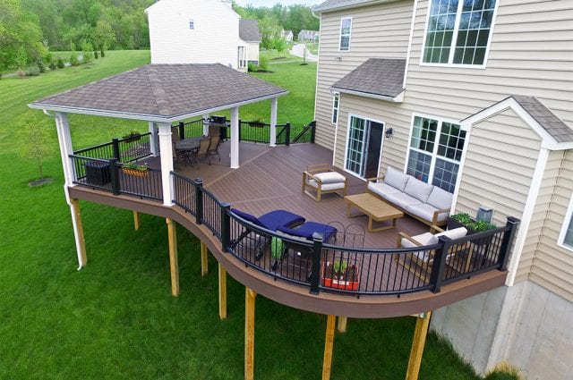 Curved Deck Designs You Need to See