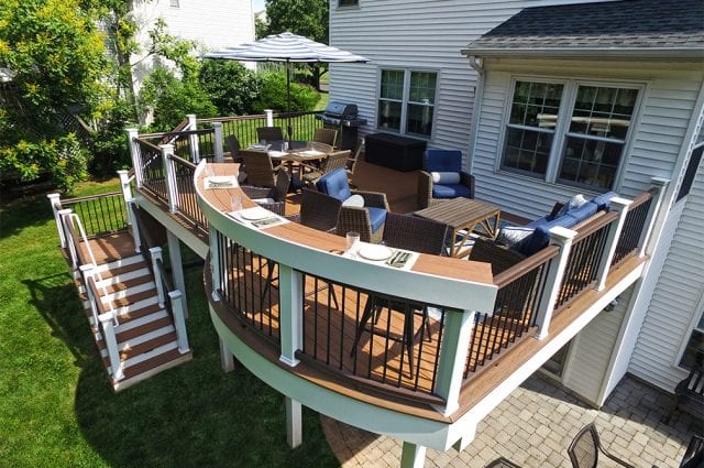 11 Deck Decorations for Your Outdoor Living Space