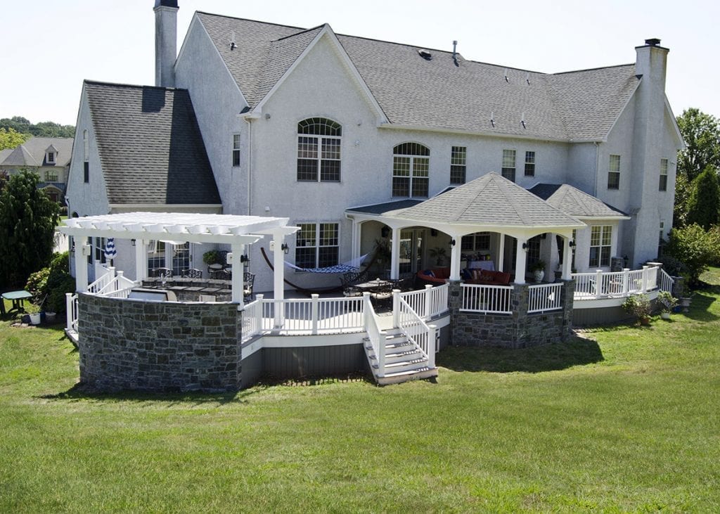 curved deck design with pergola and outdoor kitchen deck with pergola