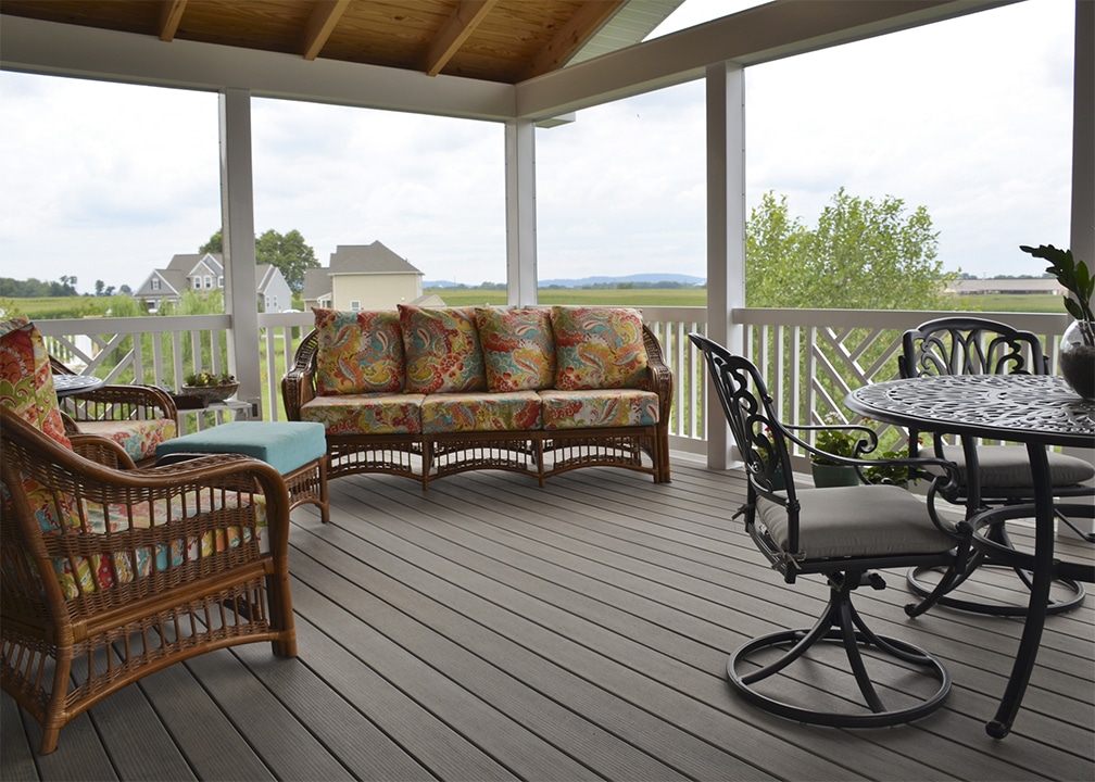 Deck Color Schemes Builders Pa Nj De Md Finger Lakes Ny Ashwood Decking Screened In Porch Interior With