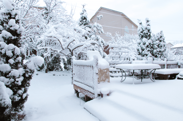 How to Remove Snow & Ice from Composite Decking