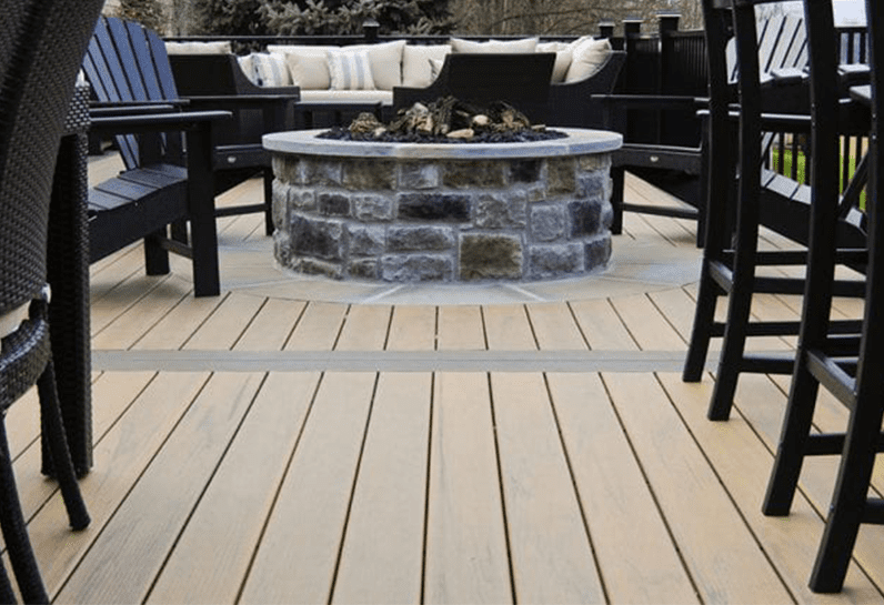 timbertech legacy tigerwood decking with legacy mocha as the border timbertech composite decking