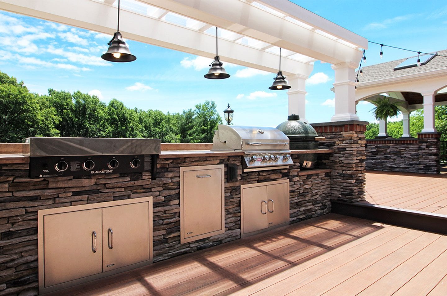 Azek deck with built-in grill and green egg built-in grills on decks